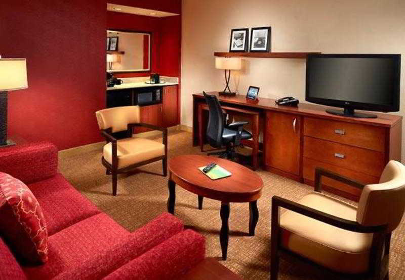 Courtyard By Marriott Atlanta Executive Park/Emory Hotell Rum bild