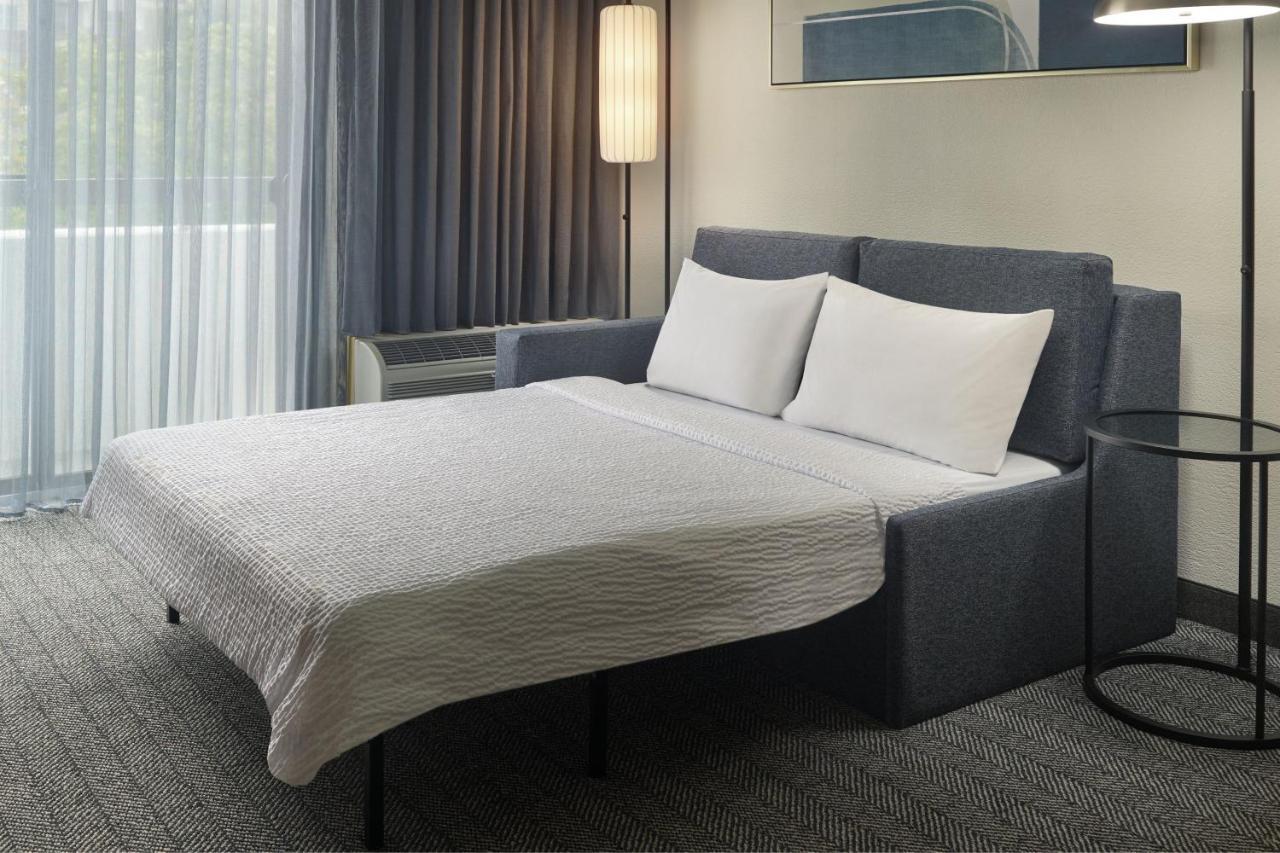 Courtyard By Marriott Atlanta Executive Park/Emory Hotell Exteriör bild