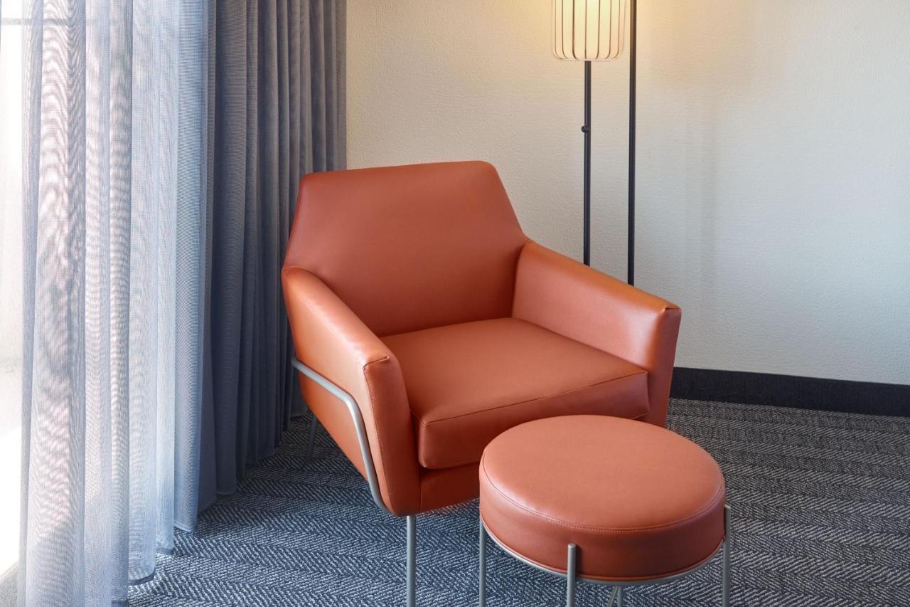 Courtyard By Marriott Atlanta Executive Park/Emory Hotell Exteriör bild