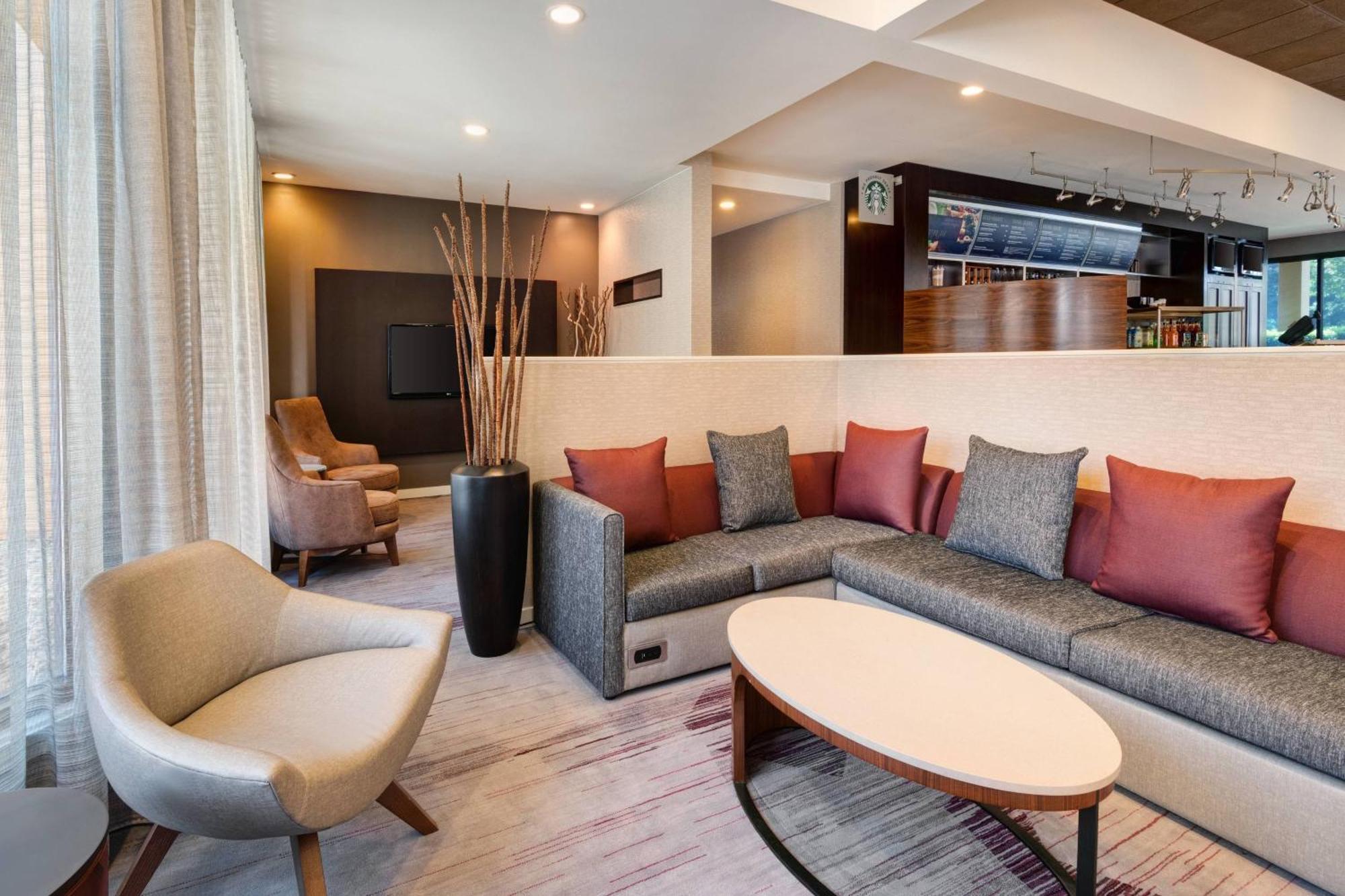Courtyard By Marriott Atlanta Executive Park/Emory Hotell Exteriör bild