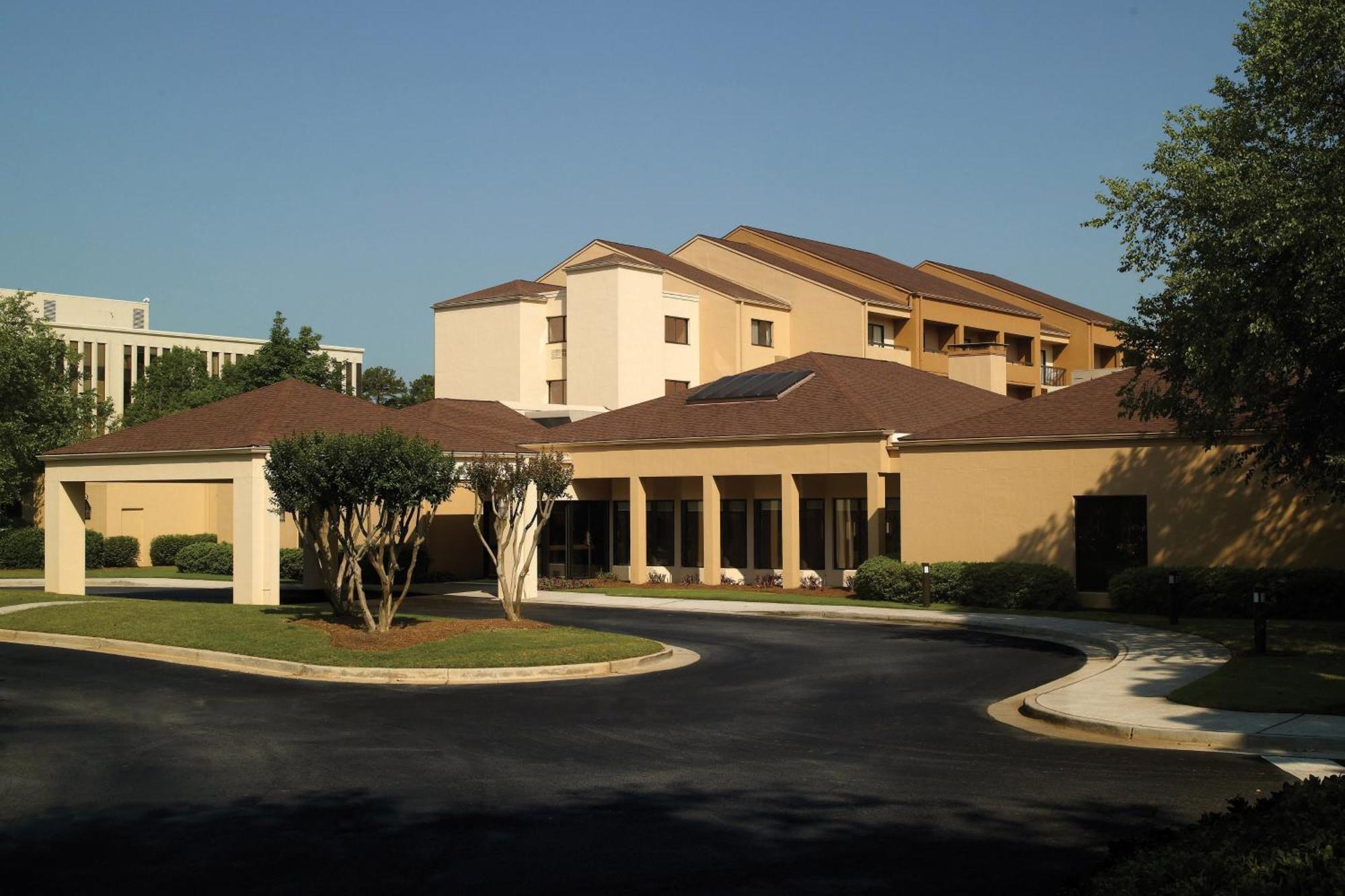 Courtyard By Marriott Atlanta Executive Park/Emory Hotell Exteriör bild